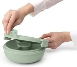 Brabantia Make & Take Salade Lunchbox - 1,3 L - Kunststof - Jade Green -Mepal shop 1200x1045 1