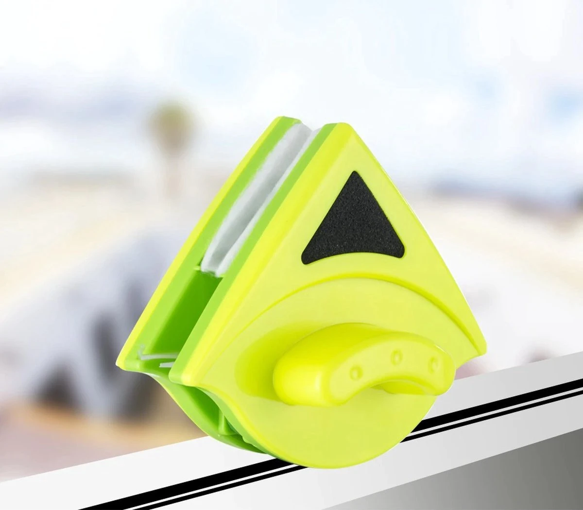 2 Stuks Magnetische Raamwisser Voor Dubbelglas - Ruitenreiniger - Ramenwasser - Magneet Ruitenwisser 7 2 Stuks Magnetische Raamwisser Voor Dubbelglas - Ruitenreiniger - Ramenwasser - Magneet Ruitenwisser - Afbeelding 5