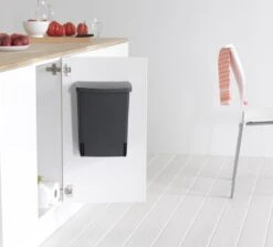 Brabantia Built-in-Bin Prullenbak - 10 L - Black 24 Brabantia Built-in-Bin Prullenbak - 10 L - Black -Mepal shop 1200x1081 1
