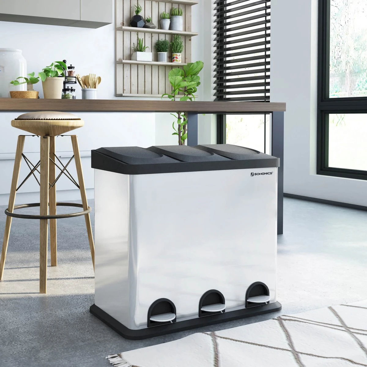 NumberOne® Afvalscheider Prullenbak 54 Liter (3 X 18 L) - Gemaakt Van Roestvrijstaal - Geurloos - Met Pedalen - Inclusief Binnenemmer 6 NumberOne® Afvalscheider Prullenbak 54 Liter (3 X 18 L) - Gemaakt Van Roestvrijstaal - Geurloos - Met Pedalen - Inclusief Binnenemmer - Afbeelding 4