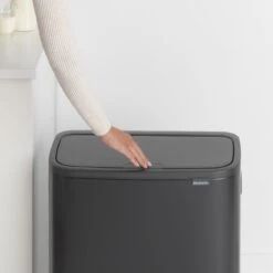 Brabantia Bo Touch Bin Prullenbak - 2 X 30 L - Matt Black -Mepal shop 1200x1200 1105