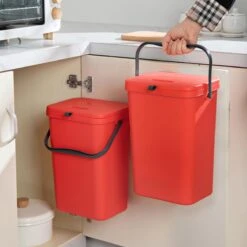 Homra Wall-up Prullenbak | Inbouwprullenbak Ophangbaar Met Plakstrip | GFT Vuilbak | Werkblak Afvalbak | Draagbare Vuilnisemmer | 12L Inhoud | Rood -Mepal shop 1200x1200 1248