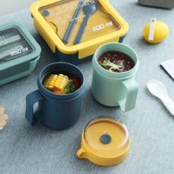 Soepbeker Magnetron Met Hendel - Groen 500ml - Hitte Bestendige Beker - Lunchcontainer - Yoghurt To Go - Soepbeker To Go - Inclusief Lepel/vork 12 Soepbeker Magnetron Met Hendel - Groen 500ml - Hitte Bestendige Beker - Lunchcontainer - Yoghurt To Go - Soepbeker To Go - Inclusief Lepel/vork -Mepal shop 1200x1200 1377