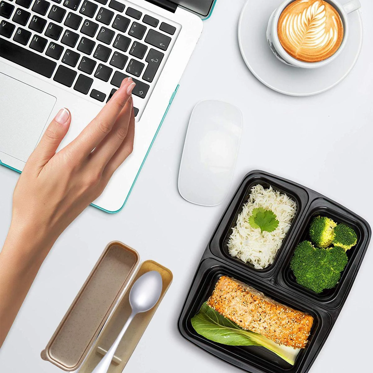 MEALE® - Meal Prep Bakjes 14 Stuks + Bestekhouder - 3 Vakken - BPA Vrij - Vershoud Lunchbox - Food Prep Containers - Maaltijdbakjes 9 MEALE® - Meal Prep Bakjes 14 Stuks + Bestekhouder - 3 Vakken - BPA Vrij - Vershoud Lunchbox - Food Prep Containers - Maaltijdbakjes - Afbeelding 7