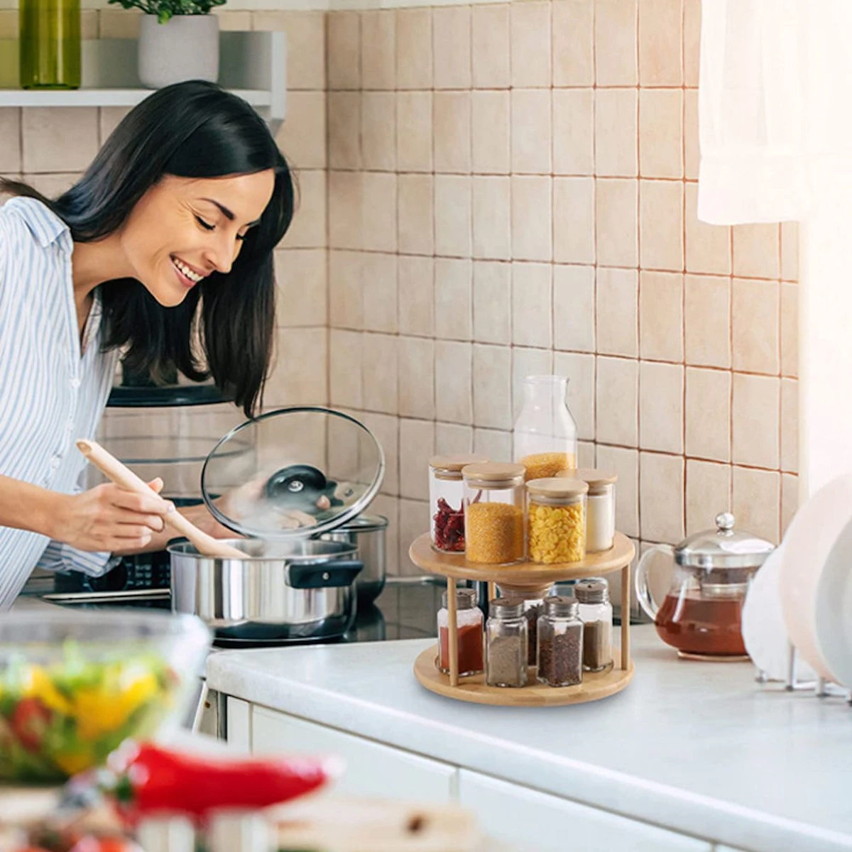 Merkloos Decopatent® Kruidenrek / Fruitschaal Bamboe - Rond - Kruiden Carrousel - Draaibaar - Staand Bamboe Specerijenrek Draaiplateau - Fruitrek 7 Merkloos Decopatent® Kruidenrek / Fruitschaal Bamboe - Rond - Kruiden Carrousel - Draaibaar - Staand Bamboe Specerijenrek Draaiplateau - Fruitrek - Afbeelding 5