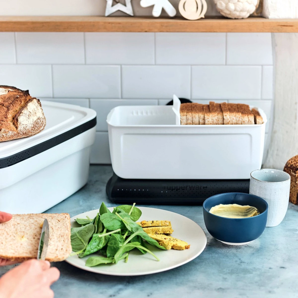 Tupperware BreadSmart Junior - Vershouddoos - Brood Langer Vers Houden - 32 X 17,5 X 15cm 9 Tupperware BreadSmart Junior - Vershouddoos - Brood Langer Vers Houden - 32 X 17,5 X 15cm - Afbeelding 7