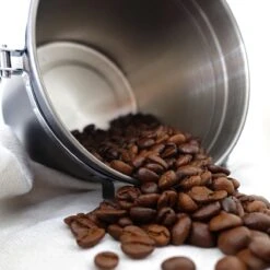 House Of Husk Koffieblik Met CO² Ventilatie - Bewaarblik - Voorraadbussen - Voorraadblik - RVS - Zwart - 1.5 Liter 17 House Of Husk Koffieblik Met CO² Ventilatie - Bewaarblik - Voorraadbussen - Voorraadblik - RVS - Zwart - 1.5 Liter -Mepal shop 1200x1200 2309