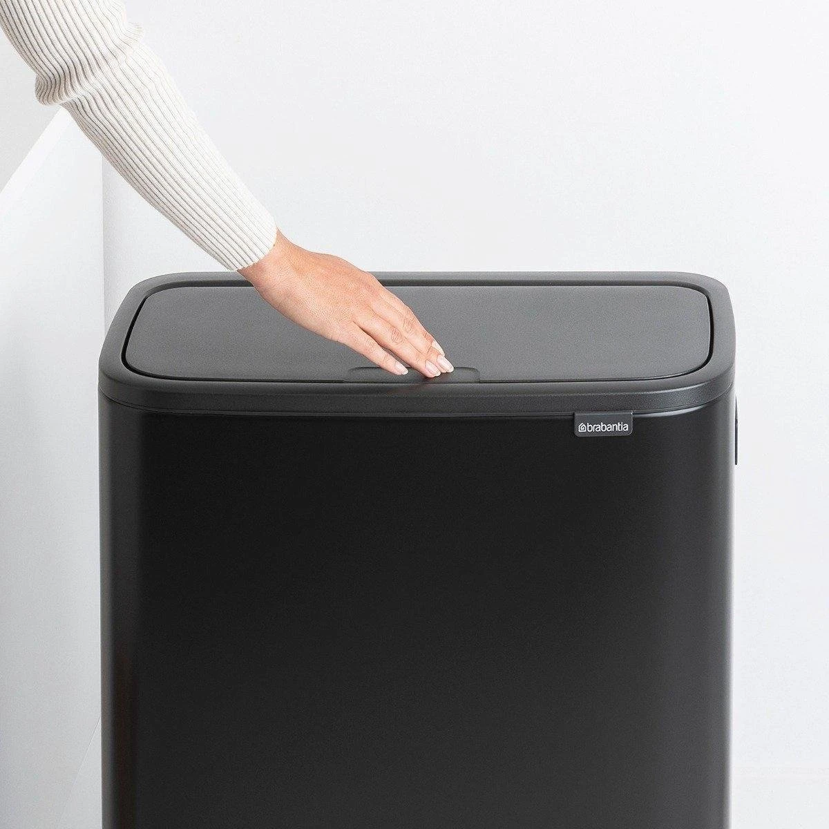 Brabantia - Bo Touch Bin Hi 60 L Matt Black 5 Brabantia - Bo Touch Bin Hi 60 L Matt Black - Afbeelding 4