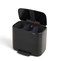 Brabantia Bo Prullenbak - 3 X 11 L - Matt Black -Mepal shop 1200x1200 419