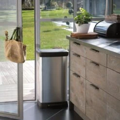 Curver Decobin Prullenbak- 50L - 39x29x72 Cm - Zilver Metallic 35 Curver Decobin Prullenbak- 50L - 39x29x72 Cm - Zilver Metallic -Mepal shop 1200x1200 577