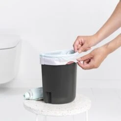 Brabantia NewIcon Prullenbak - 2 X 2 L - Platinum -Mepal shop 1200x1200 654