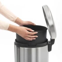 Brabantia NewIcon Prullenbak - 30 L - Matt Steel -Mepal shop 1200x1200 679