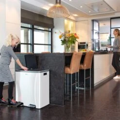 Afvalscheidingsprullenbak 2 Vakken Wit – 60 L (2x30 Liter) Pedaalemmer Homra QUICKX – Design Duo Afvalemmer RVS - Afval Scheiden - Recycle Afvalbak - Hygiënisch Pedaal - Dubbele Vuilnisbak - Keuken Vuilbak - Kantoor Prullenbak 37 Afvalscheidingsprullenbak 2 Vakken Wit – 60 L (2x30 Liter) Pedaalemmer Homra QUICKX – Design Duo Afvalemmer RVS - Afval Scheiden - Recycle Afvalbak - Hygiënisch Pedaal - Dubbele Vuilnisbak - Keuken Vuilbak - Kantoor Prullenbak -Mepal shop 1200x1200 708