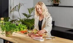 Homra Lunchbox STAQS Pink - Bento Box - 2 Laags Broodtrommel - 3 Compartimenten - Roze - Lunch To Go - Duurzaam Kunststof - BPA Vrij - 3 Vaks Lunchtrommel Voor Volwassenen - Inclusief Bestek - Magnetron, Diepvries, Vaatwasser Bestendig - Vers Houden 22 Homra Lunchbox STAQS Pink - Bento Box - 2 Laags Broodtrommel - 3 Compartimenten - Roze - Lunch To Go - Duurzaam Kunststof - BPA Vrij - 3 Vaks Lunchtrommel Voor Volwassenen - Inclusief Bestek - Magnetron, Diepvries, Vaatwasser Bestendig - Vers Houden -Mepal shop 1200x720 10