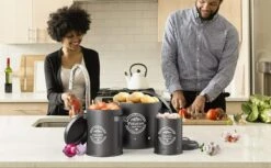 Professionele Bewaardozen - Set Van 3 - Voor Aardappels, Uien En Knoflook - Retro Design - Voorraadcontainer Van Metaal - Keukenopslag - Groentes Bewaren Voor Lange Tijd - Perfect Cadeau Voor In De Keuken -Mepal shop 1200x742 5