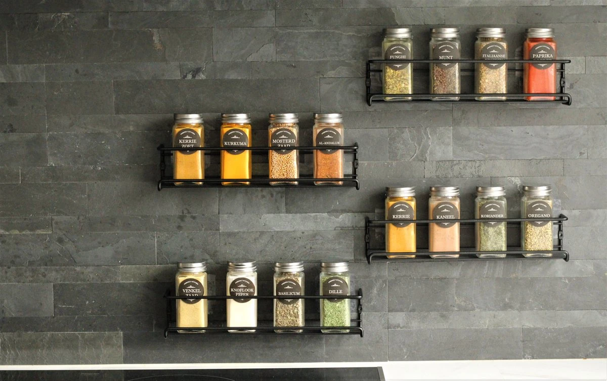 Merkloos Friendly Kitchen - Zwart Ophangbaar Kruidenrek - Modern Strak Kruidenrekje - Staal 3 Merkloos Friendly Kitchen - Zwart Ophangbaar Kruidenrek - Modern Strak Kruidenrekje - Staal