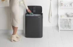 Brabantia Bo Touch Bin Prullenbak - 60 L - Matt Black -Mepal shop 1200x766 3