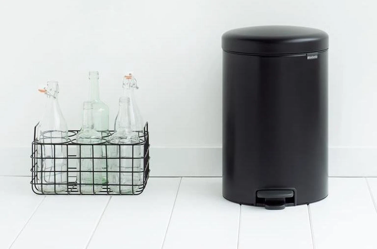 Brabantia NewIcon Prullenbak - 20 L - Matt Black 8 Brabantia NewIcon Prullenbak - 20 L - Matt Black - Afbeelding 6