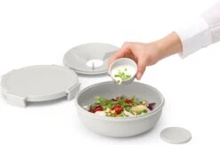 Brabantia Make & Take Salade Lunchbox - 1,3 L - Kunststof - Light Grey -Mepal shop 1200x793 3