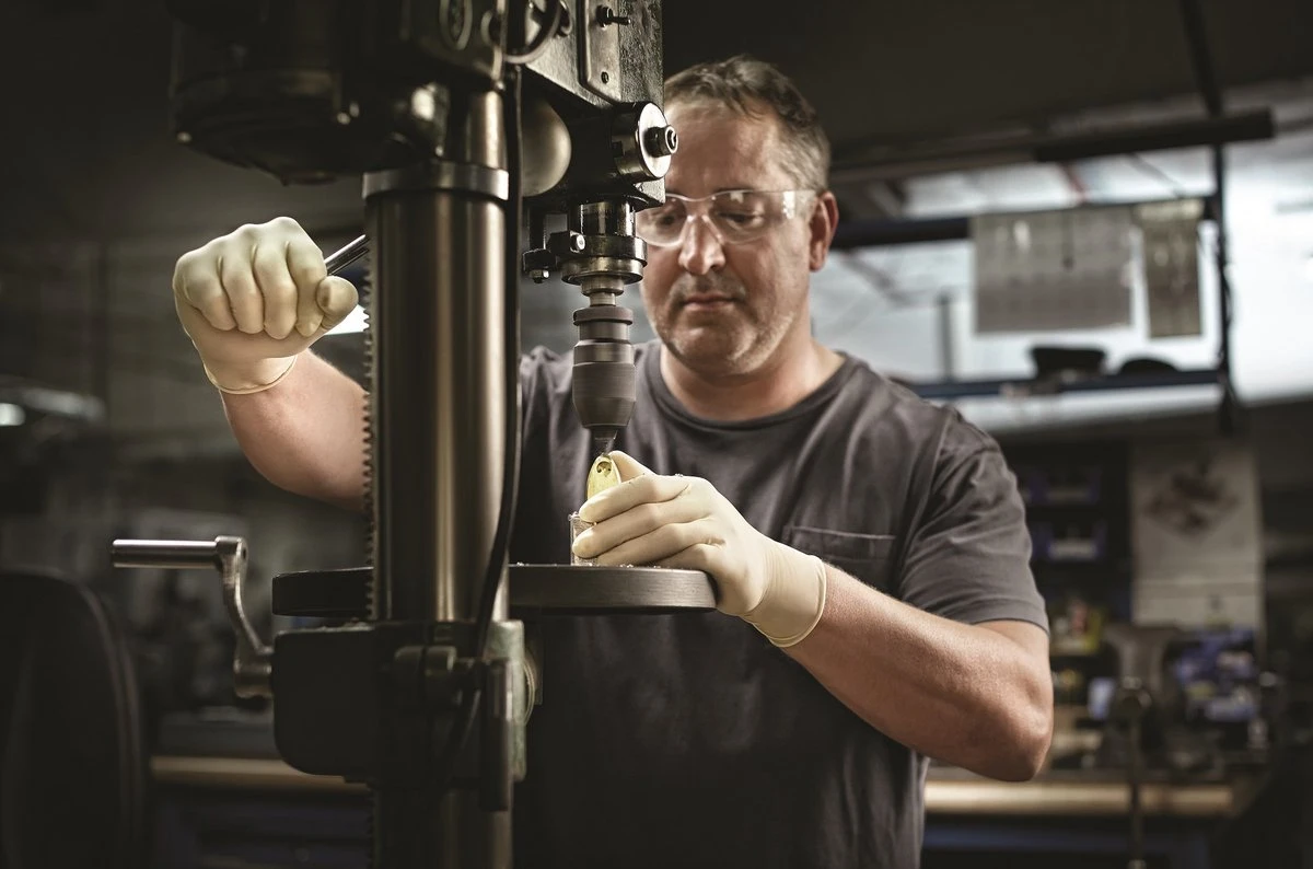 ANSELL MICROFLEX® 63-864 - Latex Wegwerp Handschoenen, Poedervrij, M, Wit, 100 Stuks 4 ANSELL MICROFLEX® 63-864 - Latex Wegwerp Handschoenen, Poedervrij, M, Wit, 100 Stuks - Afbeelding 2