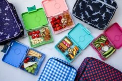 Yumbox Snack - Lekvrije Bento Box Lunchbox - 3 Vakken - Coco Roze / Rainbow Tray 9 Yumbox Snack - Lekvrije Bento Box Lunchbox - 3 Vakken - Coco Roze / Rainbow Tray -Mepal shop 1200x799 122