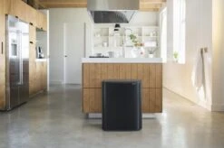 Brabantia Bo Touch Bin Prullenbak - 60 L - Matt Black -Mepal shop 1200x799 30
