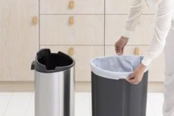 Brabantia Touch Bin Prullenbak - 40 L - Matt Steel Fingerprint Proof -Mepal shop 1200x799 33