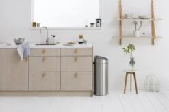 Brabantia Touch Bin Prullenbak - 40 L - Matt Steel Fingerprint Proof -Mepal shop 1200x799 35