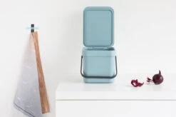 Brabantia Sort & Go Prullenbak - 6 L - Mint -Mepal shop 1200x799 79