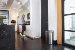 Homra LUX Prullenbak Met Sensor - Automatische Soft Close Deksel - 50 L - Hoogwaardig RVS - 50 Liter Vuilbak - Infrarood Bewegingssensor - Hygiënische Vuilnisbak - Vingerafdruk Bestendig - Sensor Prullenbak 19 Homra LUX Prullenbak Met Sensor - Automatische Soft Close Deksel - 50 L - Hoogwaardig RVS - 50 Liter Vuilbak - Infrarood Bewegingssensor - Hygiënische Vuilnisbak - Vingerafdruk Bestendig - Sensor Prullenbak -Mepal shop 1200x800 141