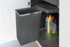 Eleganca Afvalbak 24 Liter – Inbouw Prullenbak – Inbouw Afvalemmer 24L – Uittrekbare Prullenbak – Afvalemmer Keuken – Hygiënisch – Ruimtebesparend Vuilnisbak – Uitdraaiende Prullenbak Deur – Antraciet – B34.1xD26xH46.6cm 12 Eleganca Afvalbak 24 Liter – Inbouw Prullenbak – Inbouw Afvalemmer 24L – Uittrekbare Prullenbak – Afvalemmer Keuken – Hygiënisch – Ruimtebesparend Vuilnisbak – Uitdraaiende Prullenbak Deur – Antraciet – B34.1xD26xH46.6cm -Mepal shop 1200x800 144