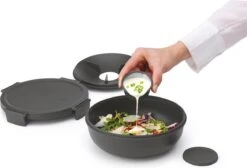Brabantia Make & Take Salade Lunchbox - 1,3 L - Kunststof - Dark Grey -Mepal shop 1200x815 4