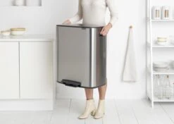Brabantia Bo Prullenbak - 2 X 30 L - Matt Steel Fingerprint Proof 19 Brabantia Bo Prullenbak - 2 X 30 L - Matt Steel Fingerprint Proof -Mepal shop 1200x857 4