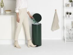 Brabantia NewIcon Prullenbak - 30 L - Pine Green -Mepal shop 1200x899 53