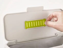 Joseph Joseph Compo Food Afvalemmer - 4L - Stone Wit -Mepal shop 1200x927 2