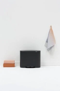 Brabantia Bo Prullenbak - 11 + 23 L - Matt Black -Mepal shop 799x1200 22