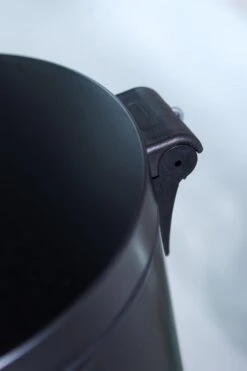 ZAZA Home & Office – Pedaalemmer 30L – Softclose – Antislip -Mepal shop 799x1200 37