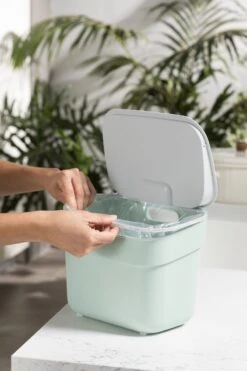 Curver Ready To Collect Prullenbak - GFT - 5L - Groen/Lichtgrijs -Mepal shop 800x1200 31