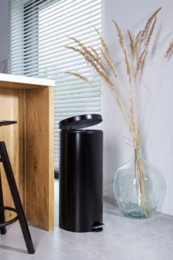 ZAZA Home & Office – Pedaalemmer 30L – Softclose – Antislip -Mepal shop 800x1200 48