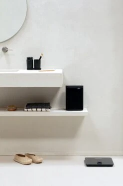 Brabantia Bo Prullenbak - 4 L - Matt Black -Mepal shop 800x1200 74