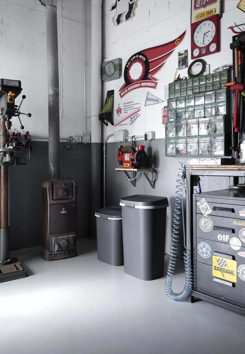 Curver Mistral Flat Prullenbak - 50L - Antraciet 7 Curver Mistral Flat Prullenbak - 50L - Antraciet - Afbeelding 5