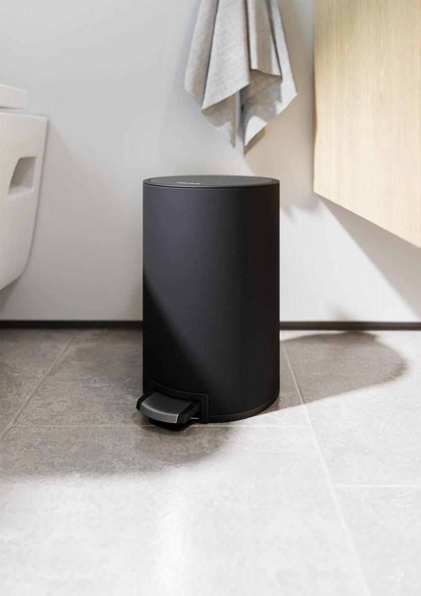 Pedaalemmer Stangvollby Kallax - 5 Liter - RVS - Zwart - Prullenbak - Toilet - Badkamer - Klein - Soft Close Deksel - Chique Design - Kleine Zwarte Pedaal Afvalemmer - Vuilnisbak Badkamer 14 Pedaalemmer Stangvollby Kallax - 5 Liter - RVS - Zwart - Prullenbak - Toilet - Badkamer - Klein - Soft Close Deksel - Chique Design - Kleine Zwarte Pedaal Afvalemmer - Vuilnisbak Badkamer - Afbeelding 12