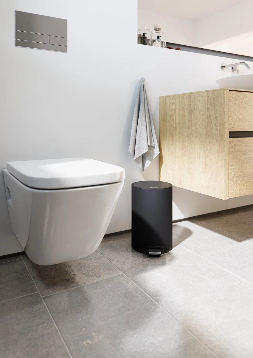 Pedaalemmer Stangvollby Kallax - 5 Liter - RVS - Zwart - Prullenbak - Toilet - Badkamer - Klein - Soft Close Deksel - Chique Design - Kleine Zwarte Pedaal Afvalemmer - Vuilnisbak Badkamer 15 Pedaalemmer Stangvollby Kallax - 5 Liter - RVS - Zwart - Prullenbak - Toilet - Badkamer - Klein - Soft Close Deksel - Chique Design - Kleine Zwarte Pedaal Afvalemmer - Vuilnisbak Badkamer - Afbeelding 13